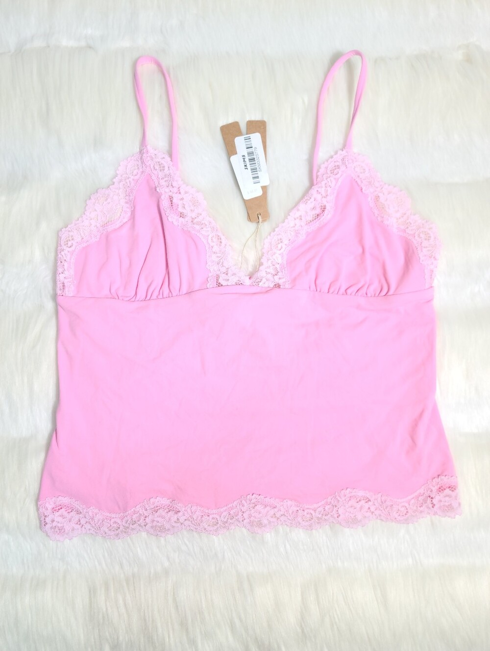 SKIMS Fits Everybody Lace Triangle Cami Pink Bubblegum Tonal Women Large NEW